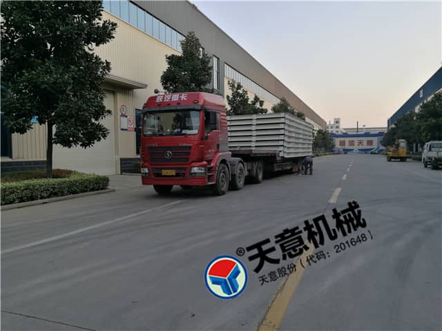 国庆时节ld官网登录机械发货忙