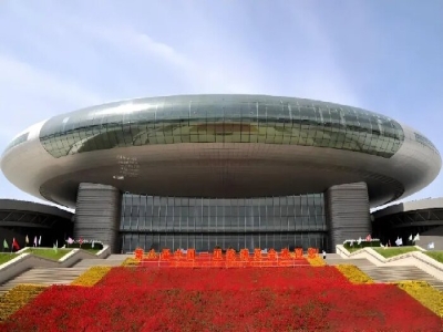共襄亚欧盛会 同绘发展蓝图丨ld官网登录机械亮相第八届中国-亚欧博览会