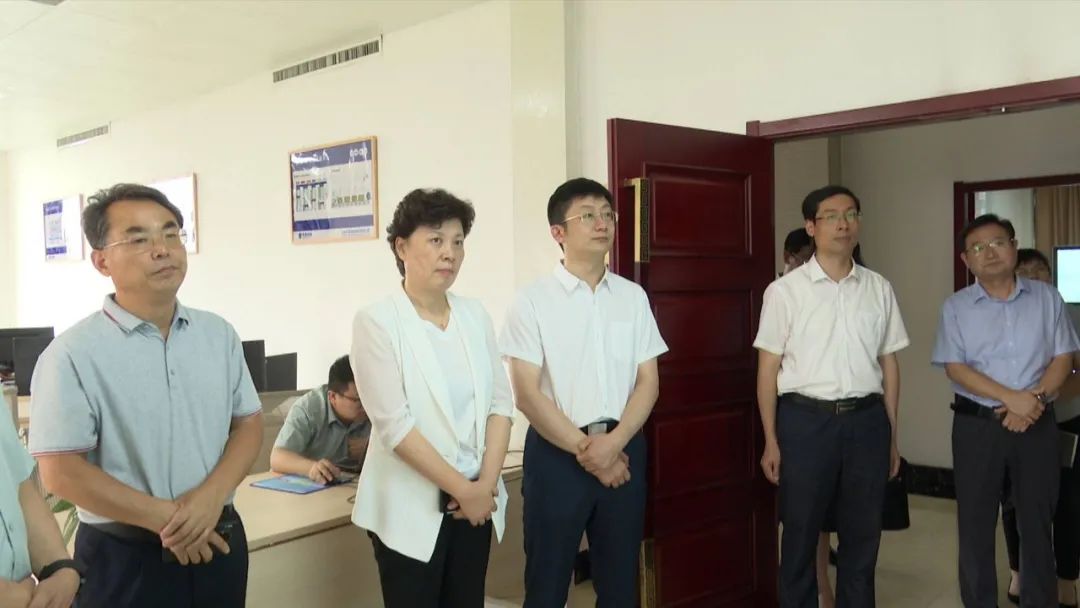 济宁市政协主席霍媛媛莅临ld官网登录考察调研“界别同心汇”试点准备及建设情况
